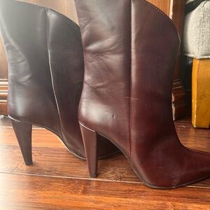 Topshop Villa Brown Vegan Leather Women's Boots size 8.5/39. Made in Spain.